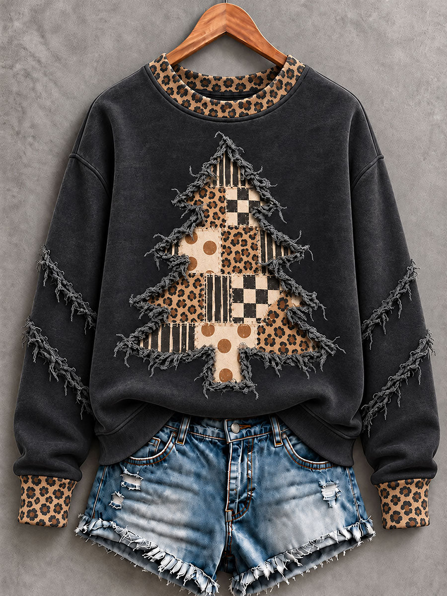 Women's Vintage Christmas Tree Art Regular Sweatshirt